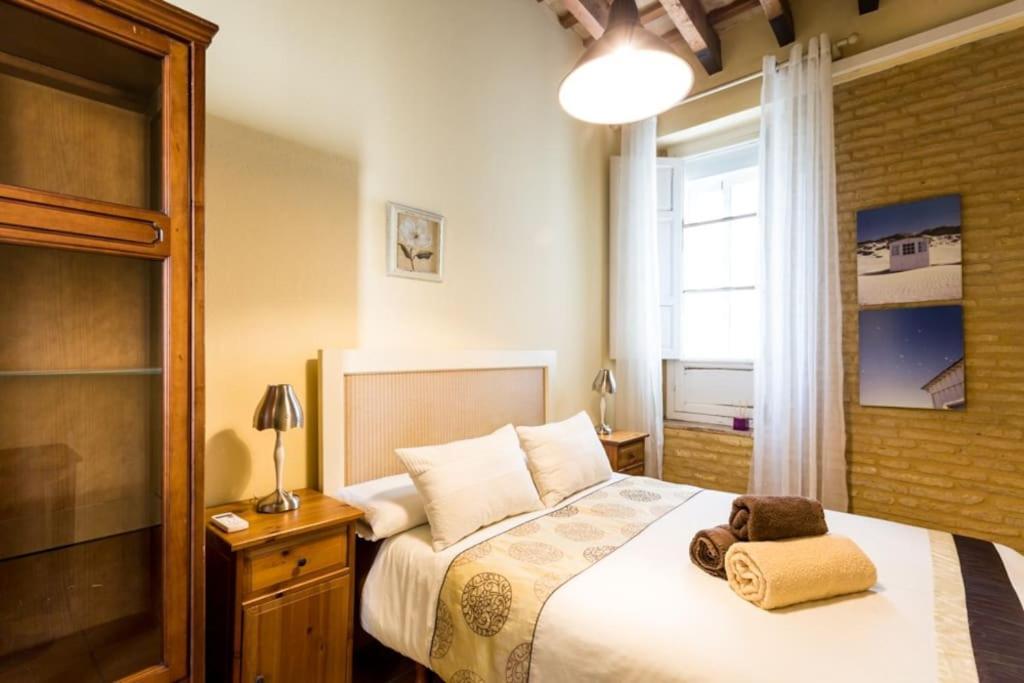 Precioso Apartamento - Localizacion Ideal **Wifi - A/C** Siviglia Esterno foto