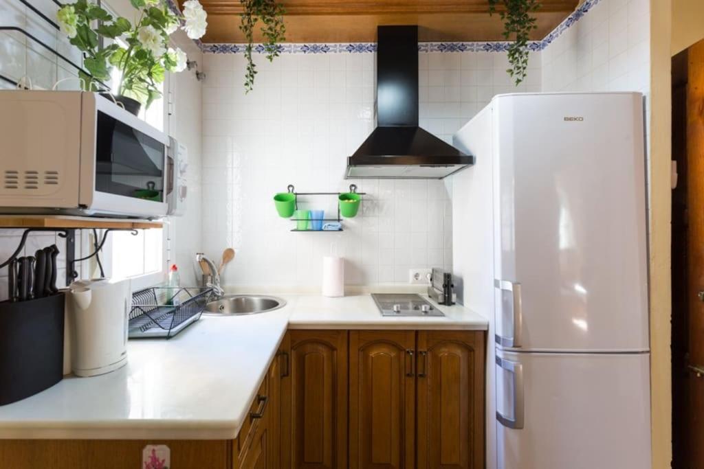 Precioso Apartamento - Localizacion Ideal **Wifi - A/C** Siviglia Esterno foto
